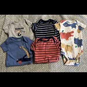 Carter’s Short Sleeve Onesies (3m)
